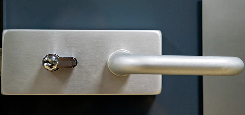 Change Patio Door Locks in Rio del Mar, California